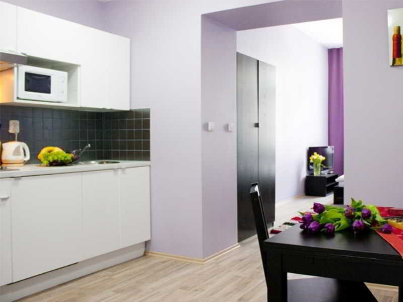 Hotel Royal Court Legerova 3*